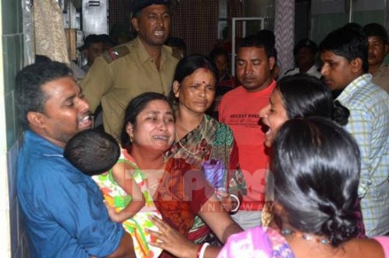 2 year old died due to negligence in treatment by the Doctors, GB hospital paediatric dept. ransacked, deceased family demand strict action 2 year old died due to negligence in treatment by the Doctors, GB hospital paediatric dept. ransacked, deceased family demand strict action